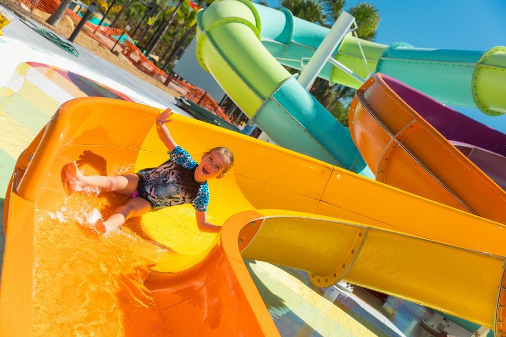 Big4 Adventure Whitsunday Resort Airlie Beach Exterior foto