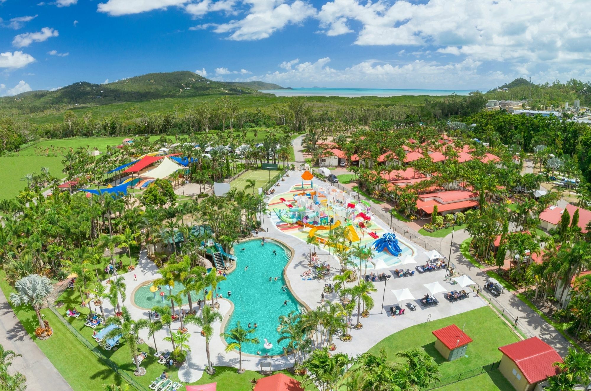 Big4 Adventure Whitsunday Resort Airlie Beach Exterior foto